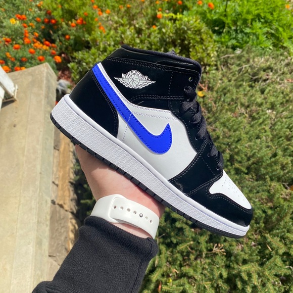 air jordan 1 mid racer blue
